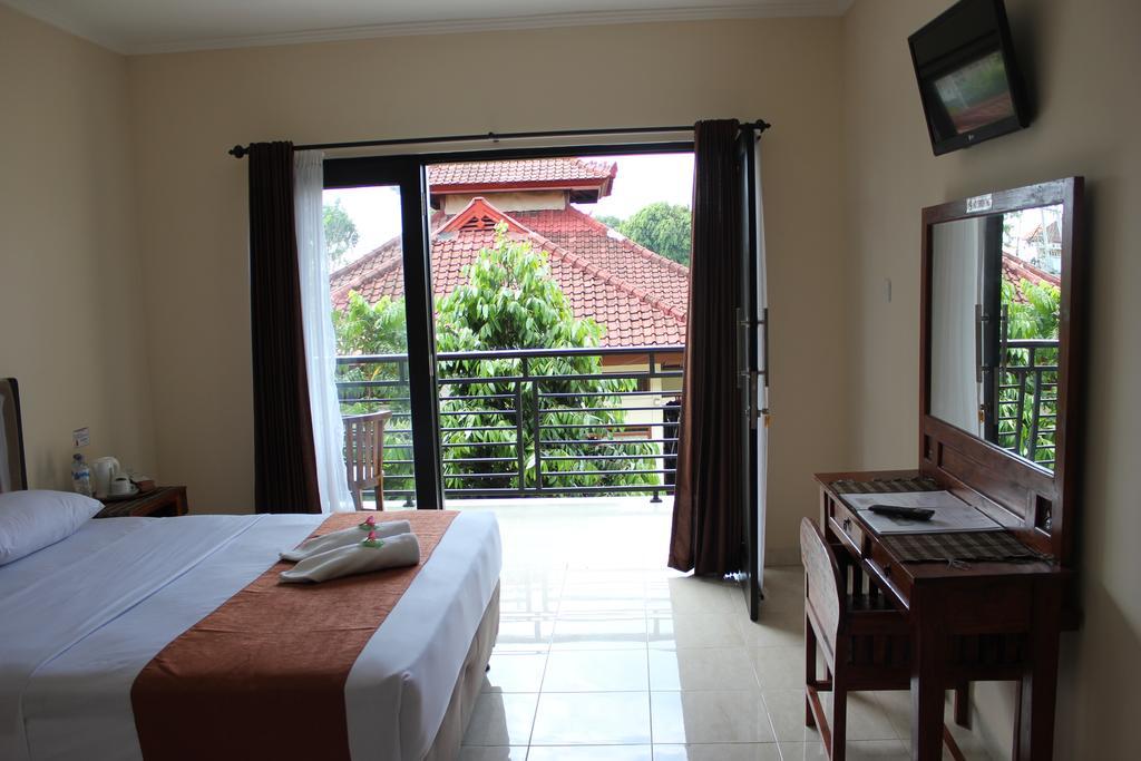 Hotel Puri Nusantara Kuta  Exterior photo