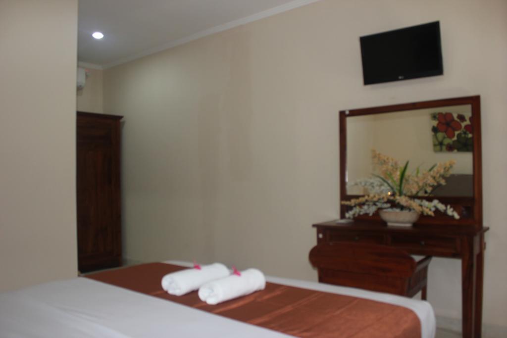 Hotel Puri Nusantara Kuta  Exterior photo